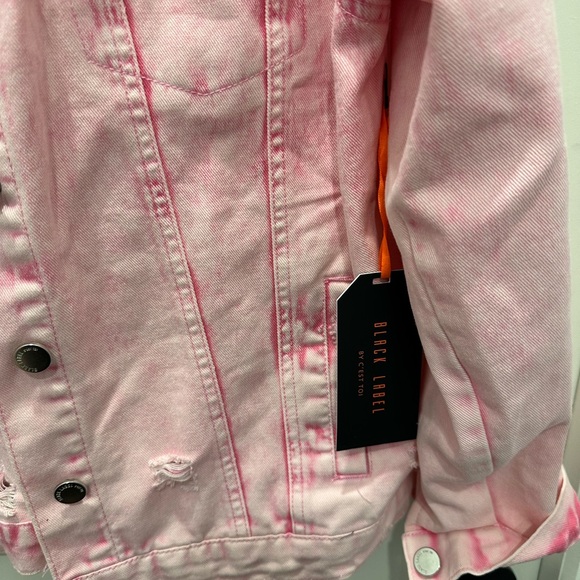 BN Distressed Pink Jean Jacket Large - Picture 5 of 5